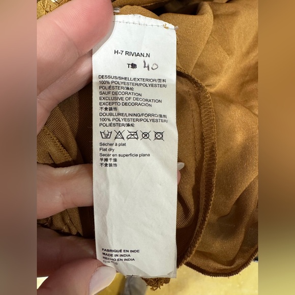 Morgan de Toi vintage Gold Sequin top bow accent size M - Picture 4 of 4